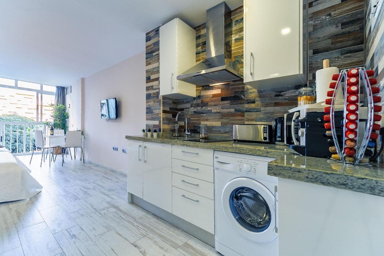 Sun Coast Benalmadena -- Superb Studio With 4 Pools, Gardens & Breakfast Экстерьер фото