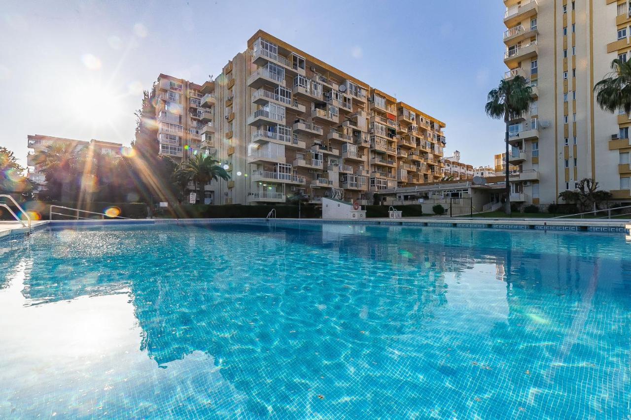 Sun Coast Benalmadena -- Superb Studio With 4 Pools, Gardens & Breakfast Экстерьер фото